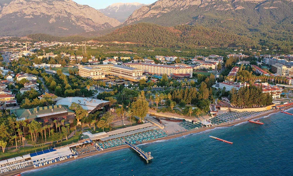 Transfer from Antalya Airport to Crystal De Luxe Resort & Spa
