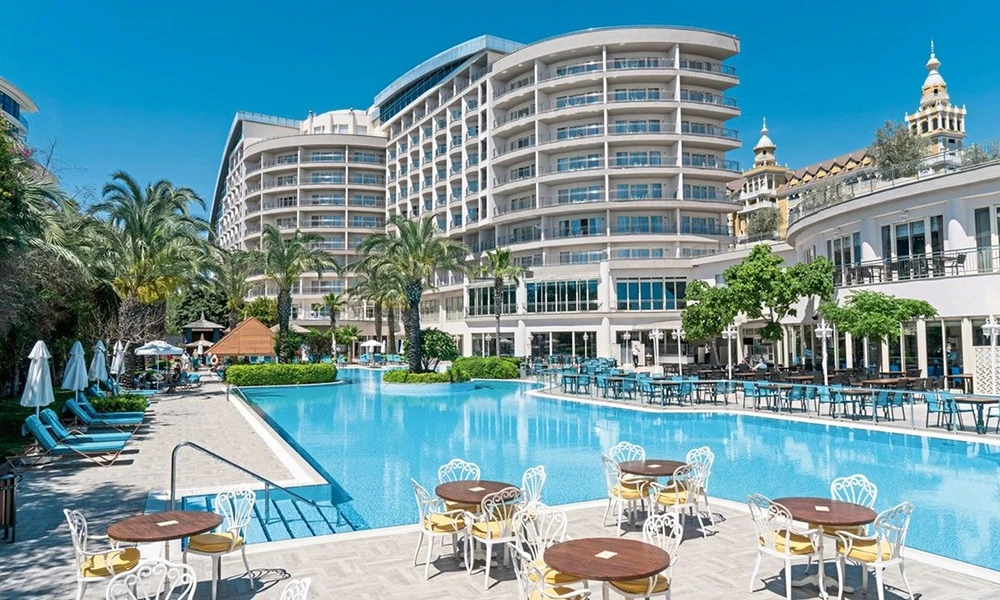 Transfer from Antalya Airport to Liberty Hotels Lara