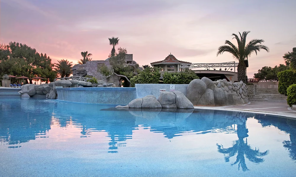 Transfer from Antalya Airport to Martı Myra Hotel