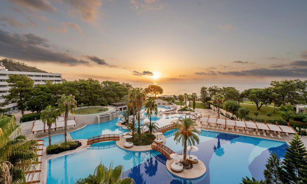 Transfer from Antalya Airport to Rixos Premium Tekirova
