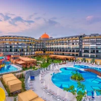 Transfer vom Flughafen Antalya nach Arnor Deluxe Hotel & Spa