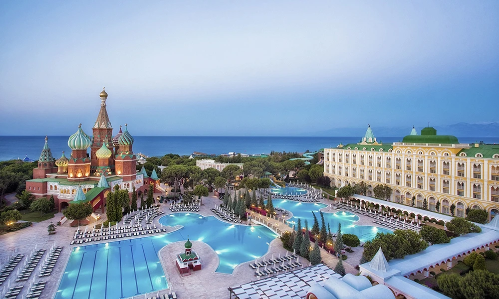 Transfer vom Flughafen Antalya nach Asteria Kremlin Palace