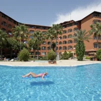 Transfer vom Flughafen Antalya nach Club Turtas Beach Hotel