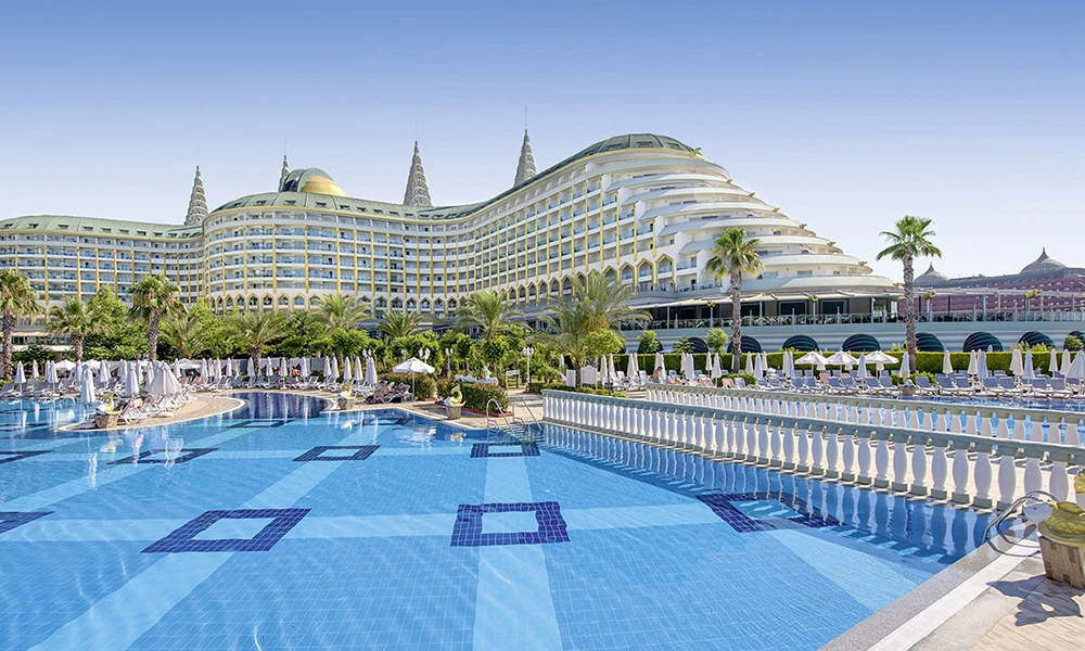 Flughafen Antalya nach Delphin Imperial
