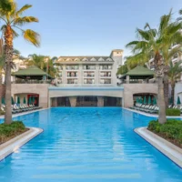 Transfer vom Flughafen Antalya nach Dobedan Beach Resort Comfort