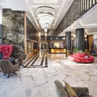 Transfer vom Flughafen Antalya nach Grand Uysal Beach Hotel