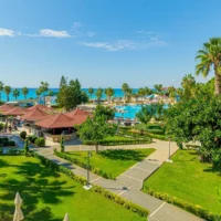 Transfer vom Flughafen Antalya nach Justiniano Park Conti Hotel