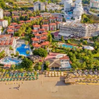 Transfer vom Flughafen Antalya nach Justiniano Theodora Resort