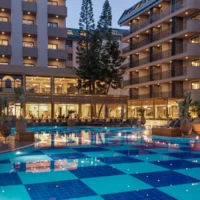 Transfer vom Flughafen Antalya nach Kaia Coracesium Hotel