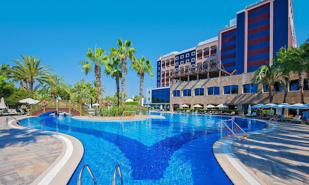 Transfer vom Flughafen Antalya nach Kamelya Selin Hotel