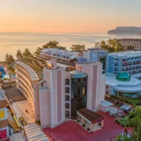 Transfer vom Flughafen Antalya nach Lims Bona Dea Beach Hotel