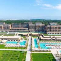 Transfer vom Flughafen Antalya nach Lusso Sorgun