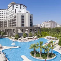 Transfer vom Flughafen Antalya nach Melas Lara Hotel