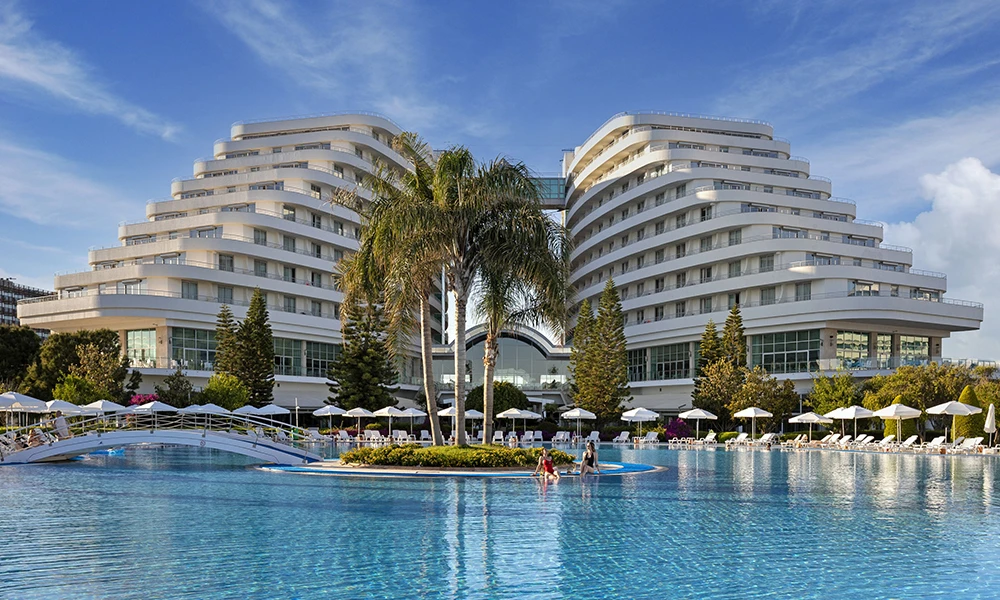 Transfer vom Flughafen Antalya nach Miracle Resort Hotel