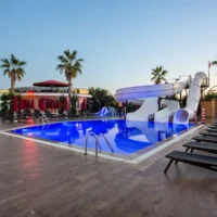 Transfer vom Flughafen Antalya nach Noxinn Deluxe Hotel