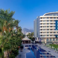 Transfer vom Flughafen Antalya nach Porto Bello Hotel Resort & Spa