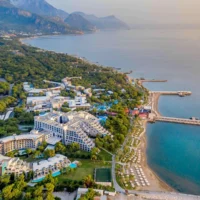 Transfer vom Flughafen Antalya nach Rixos Sungate