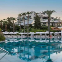 Transfer vom Flughafen Antalya nach Side Star Elegance Hotel