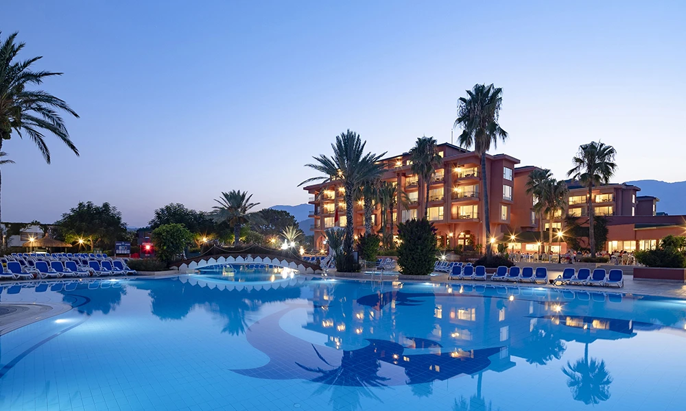 Transfer vom Flughafen Antalya nach The Norm Oriental Kemer