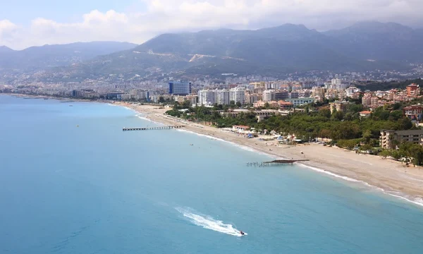Transfer vom Flughafen Antalya nach Tosmur