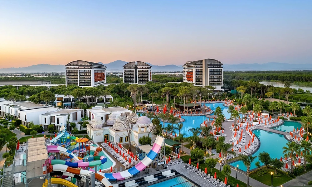 Transfer vom Flughafen Antalya nach Trendy Lara