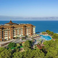 Transfer vom Flughafen Antalya nach Utopia World Hotel