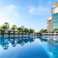 Transfer vom Flughafen Antalya nach Well Palace Side