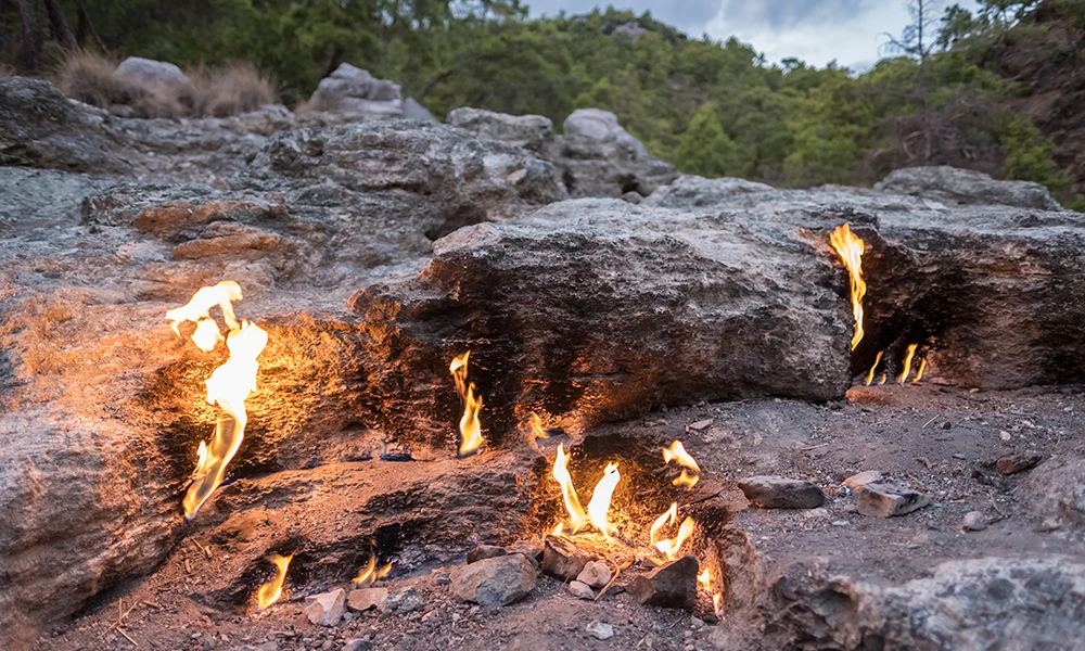 Yanartaş (Berg Chimäre)